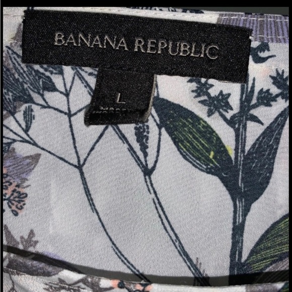 NWOT, Beautiful Banana Republic Top, Size Large, - Picture 4 of 6